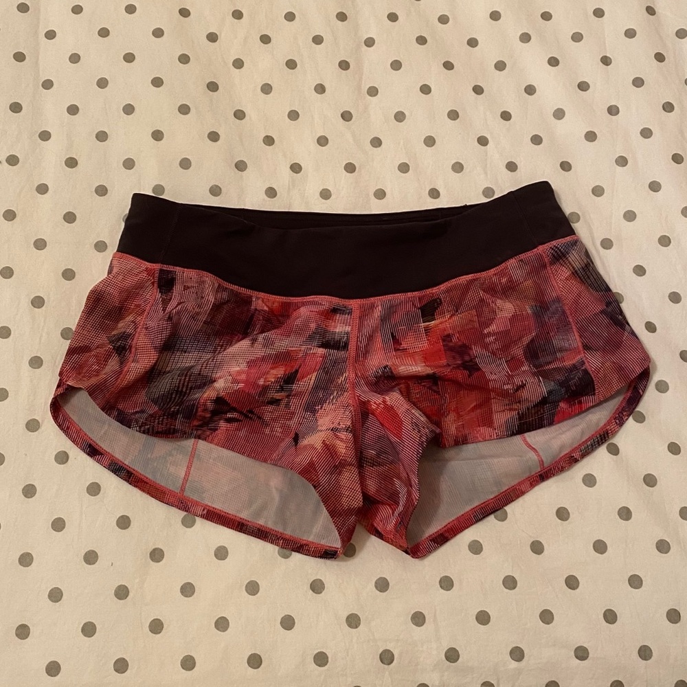 Lululemon Speed Short 2.5 Size 6